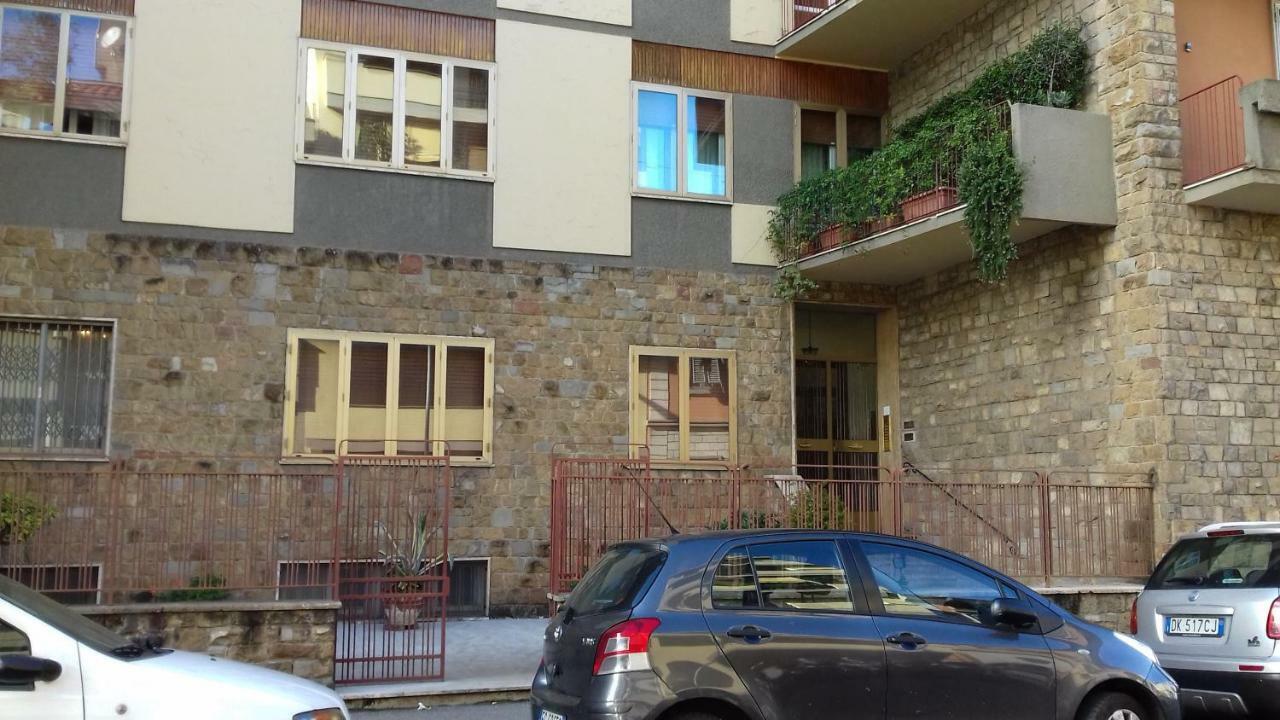 Pier Capponi Apartamento *